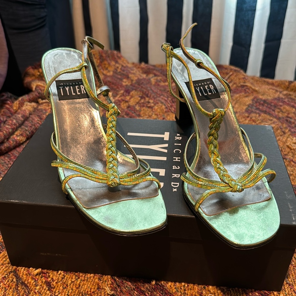 Richard Tyler green heeled sandals